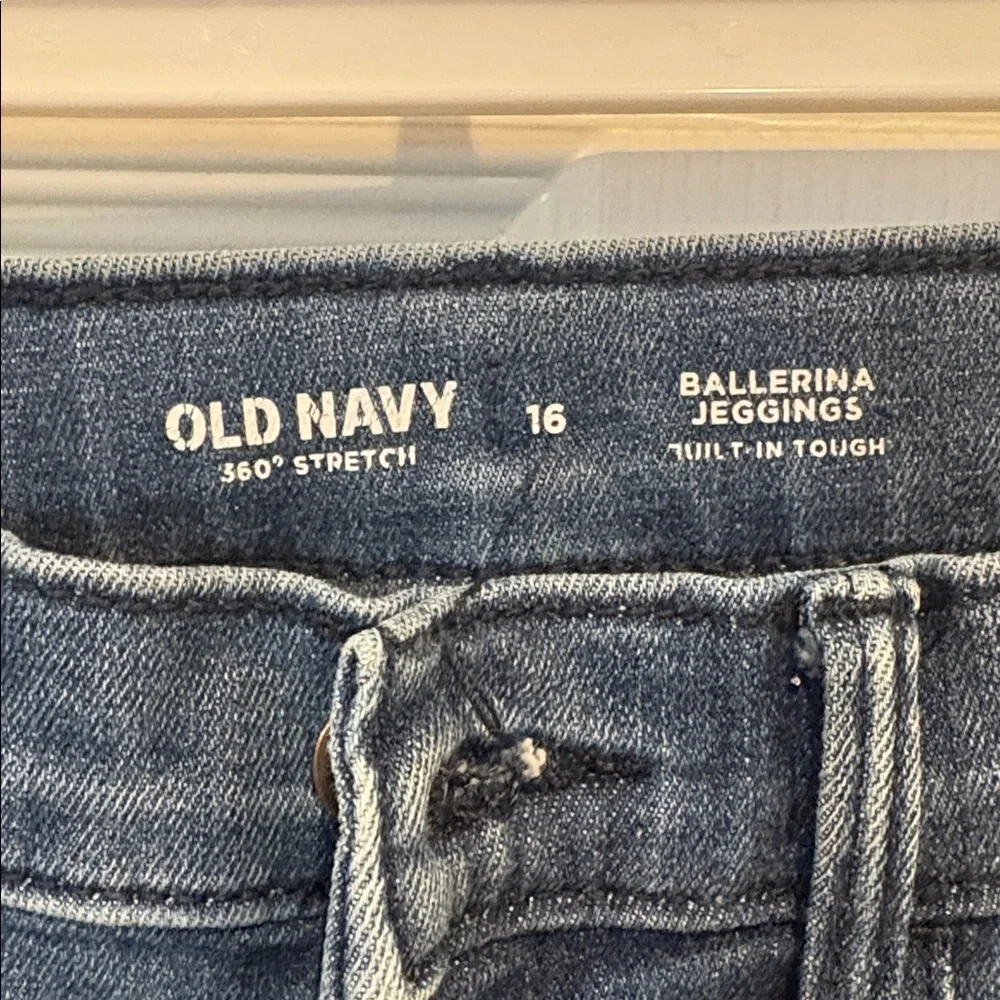 Old Navy Women's Dark Blue Skinny Jeans